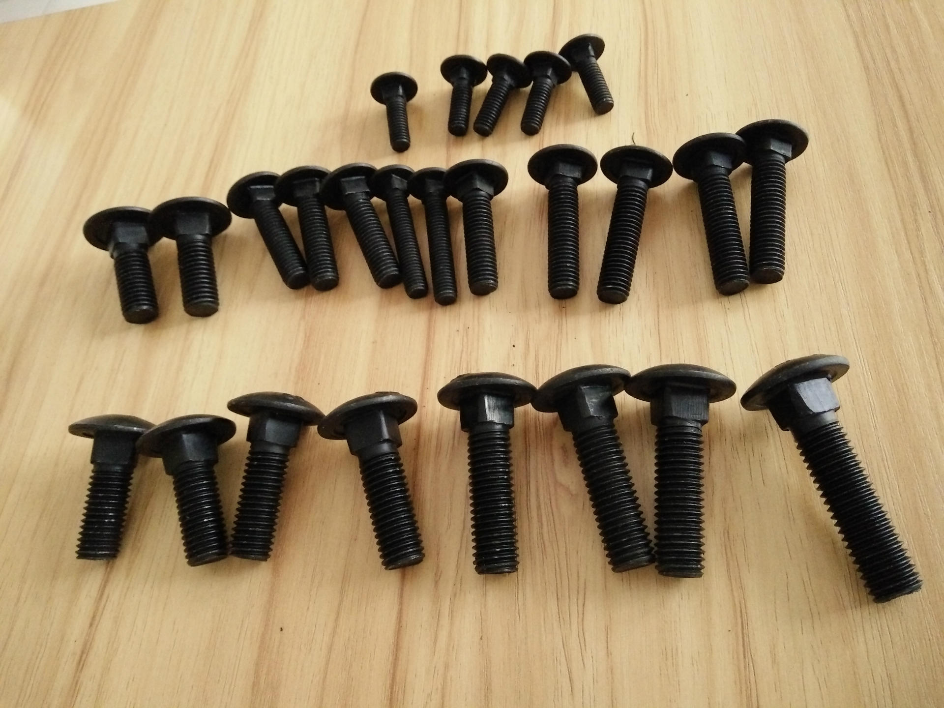 8级马车螺丝 各种型号16*40