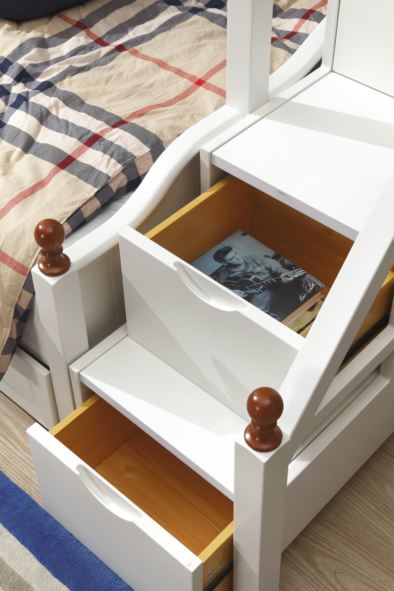 新款地中海系列子母床款式新颖质量保证板木结构1.5米儿童床