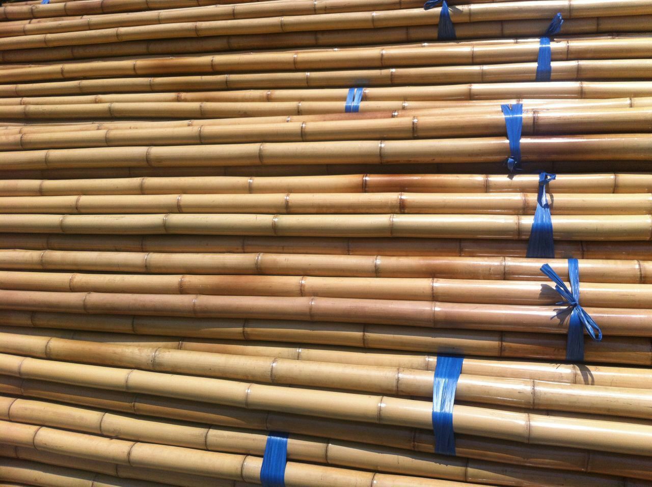 供应各种规格尺寸竹竿竹棒竹节竹筒量大价优品质保证!