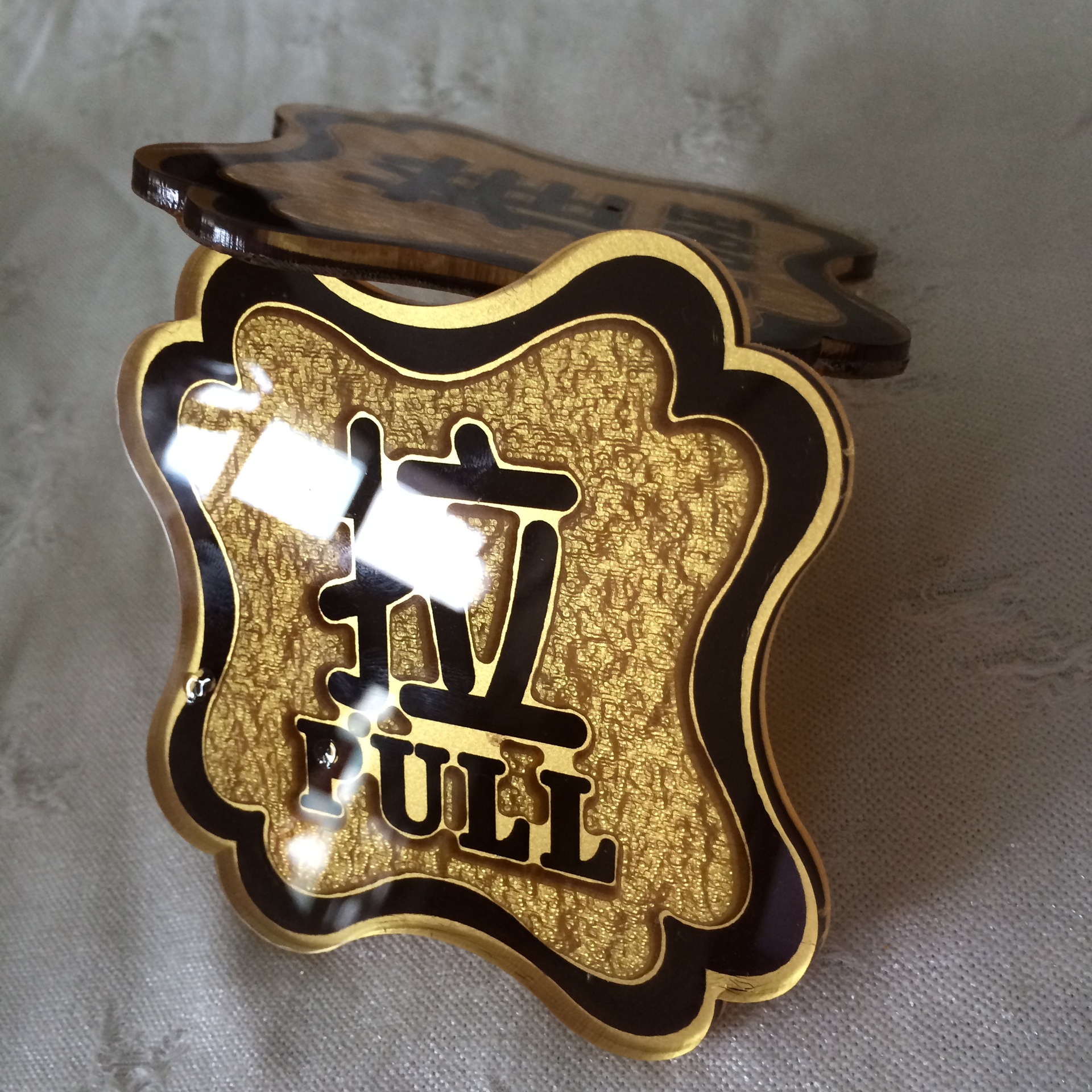 厂家批发高档推拉标识牌 开门指示牌亚克力标志浮雕刻牌玻璃门贴