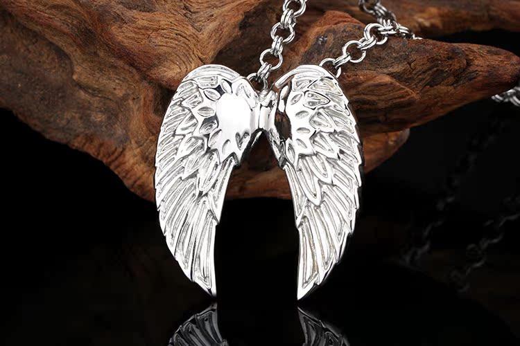 2015新款钛钢项链天使的翅膀霸气吊坠 时尚个性羽毛不锈钢男吊坠