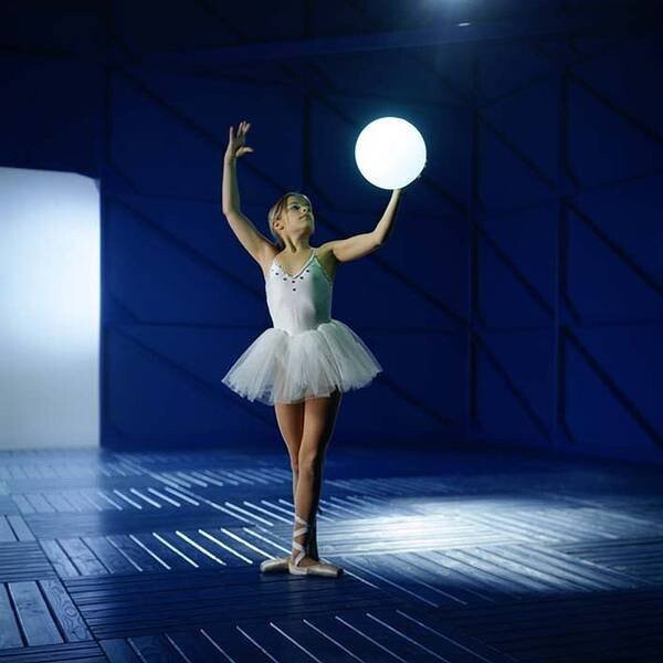 led落地灯客厅 创意时尚餐厅七彩球灯