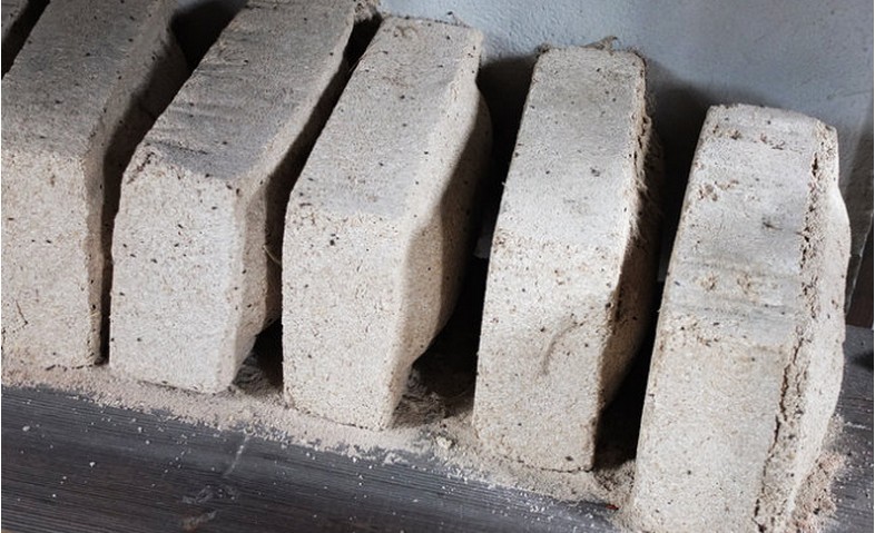 大曲 砖曲 块曲 粮食杂曲 传统土曲 手工曲 浓香型大曲