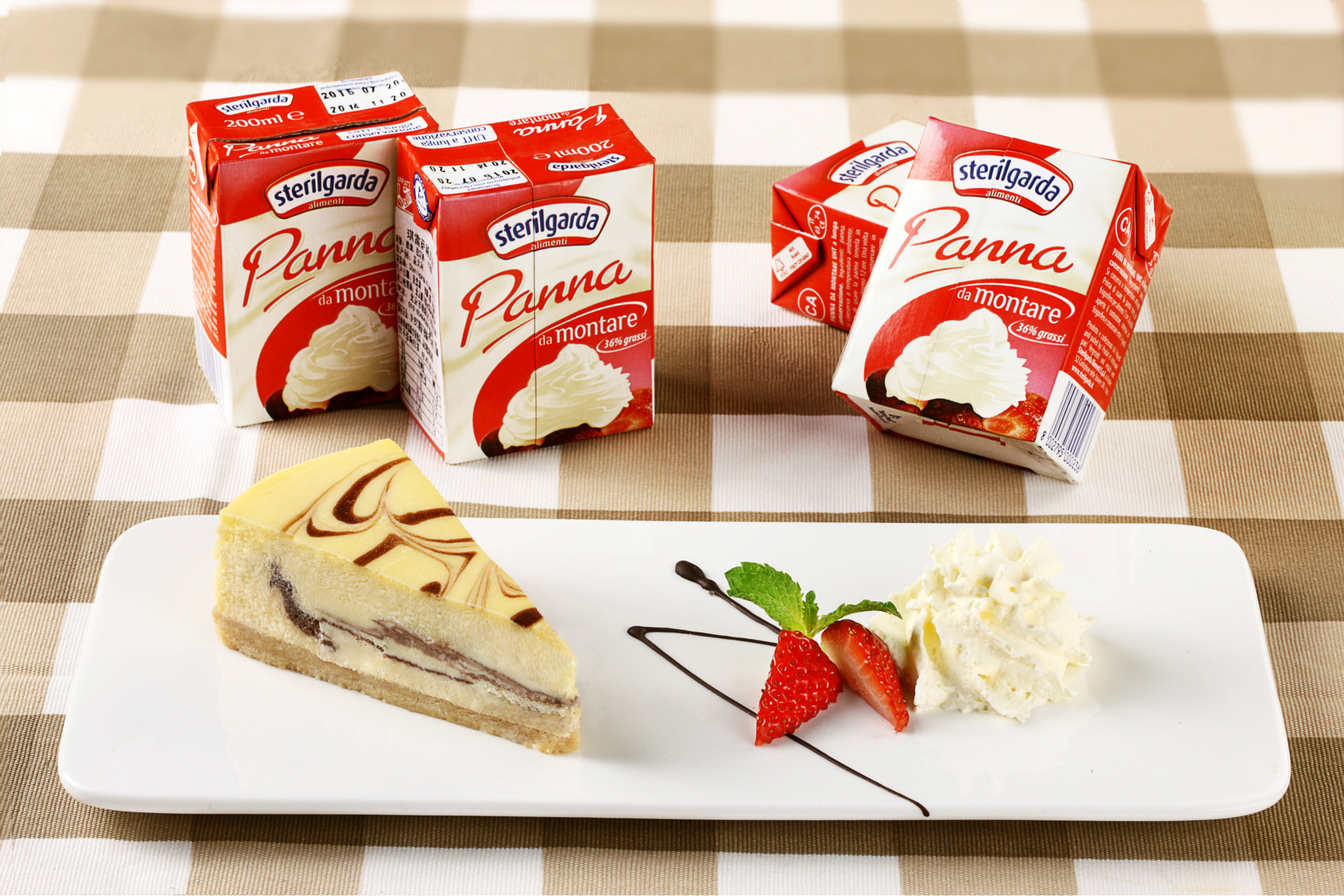 好打发蛋糕烘焙原料 意大利进口琪雷萨淡奶油 稀奶油200ml