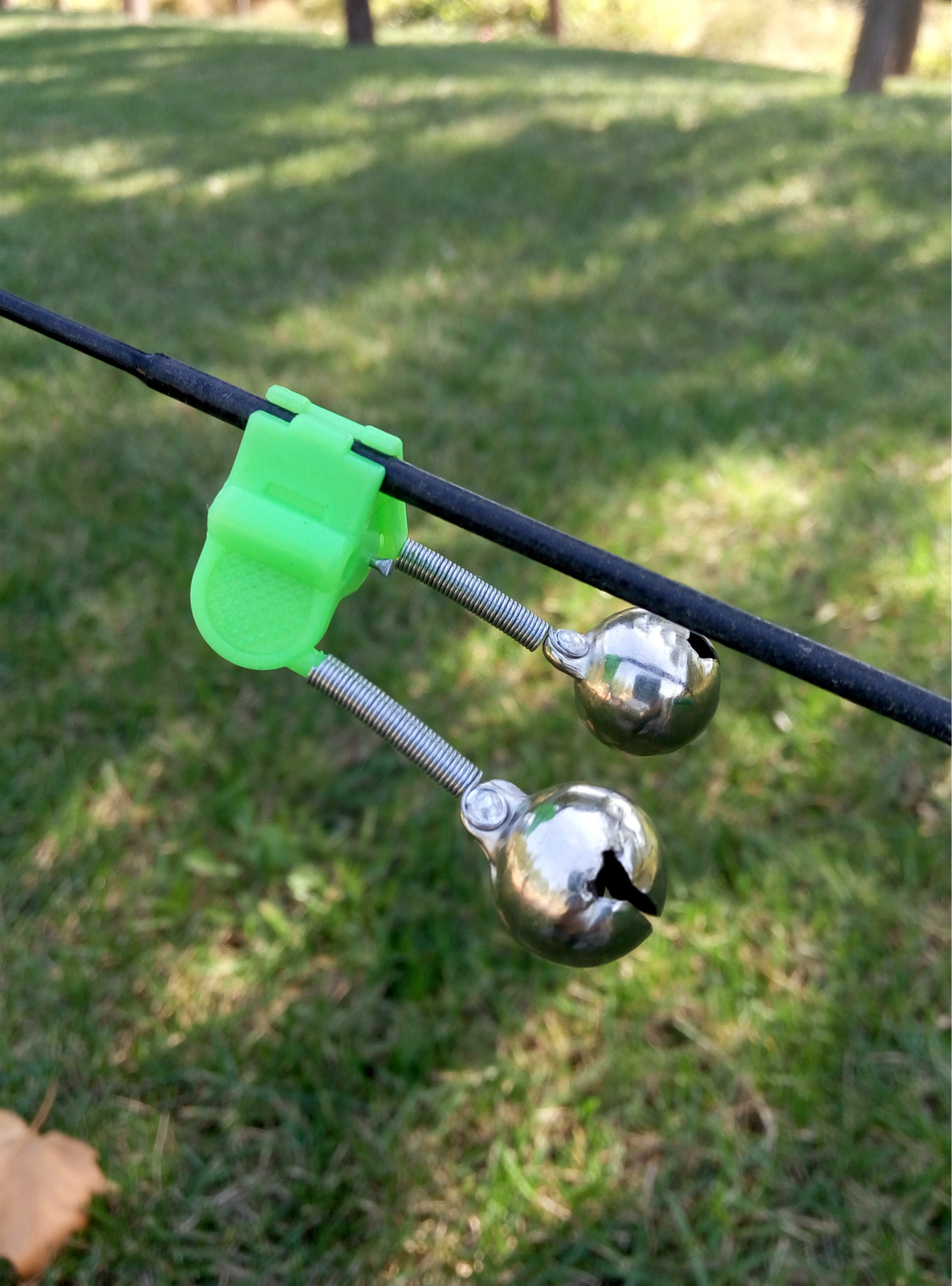 批发钓鱼铃铛 海竿抛竿铃铛 铆钉小铃 钓鱼报警器 渔具配件