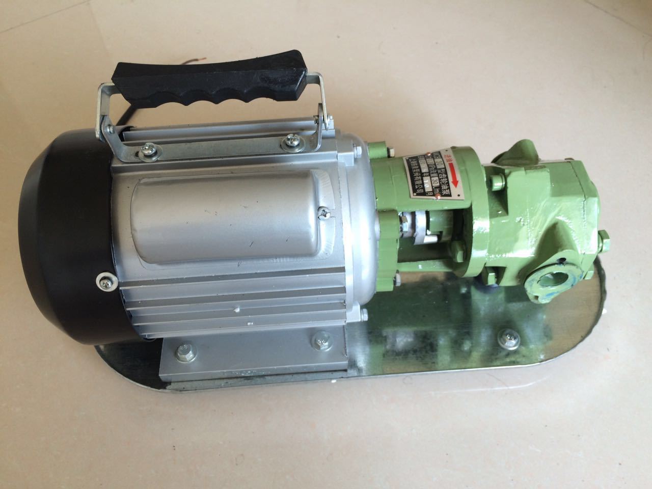 厂家直销齿轮油电动抽油泵抽油器