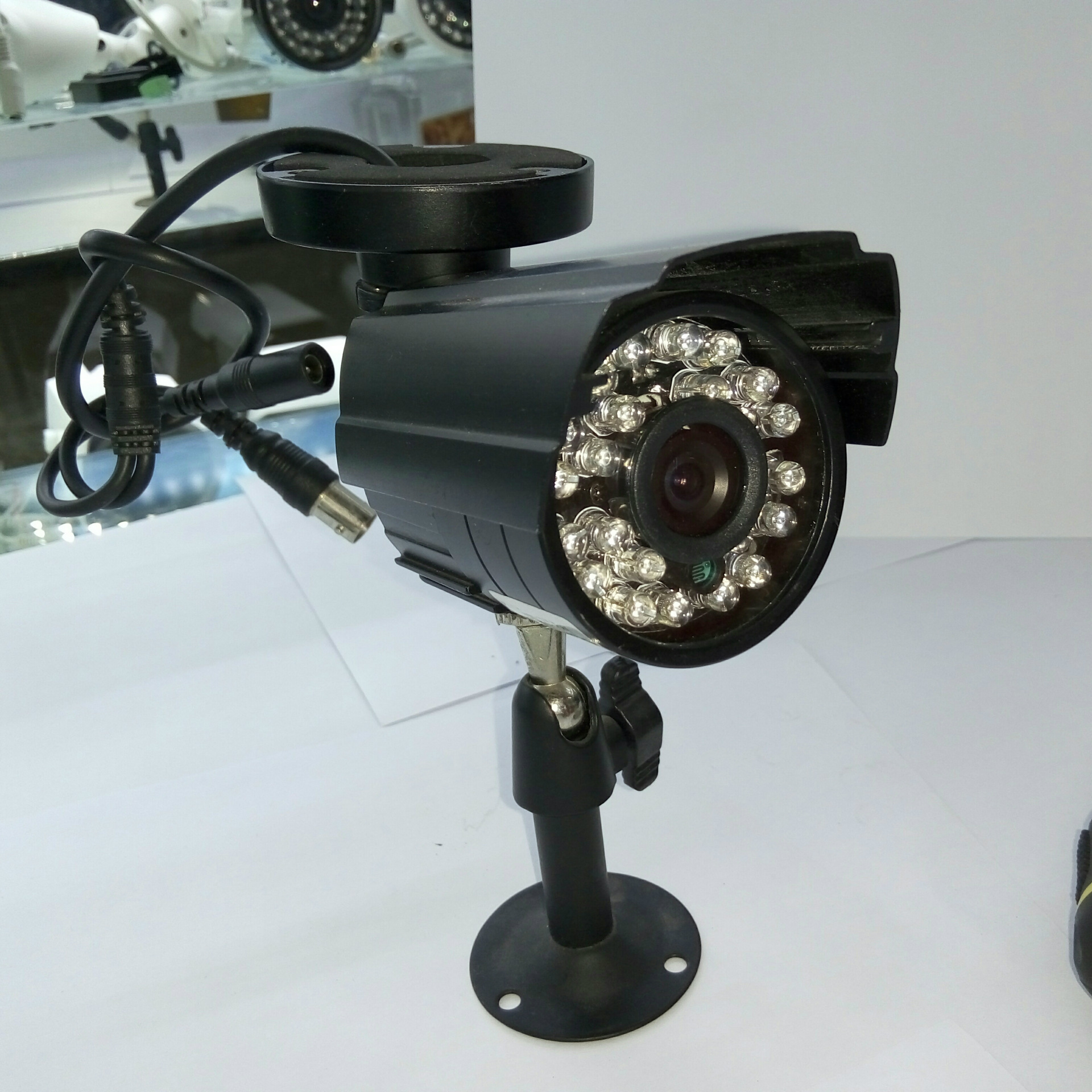 高清监控摄像机 50红外摄像头 海外热销监控安防套装