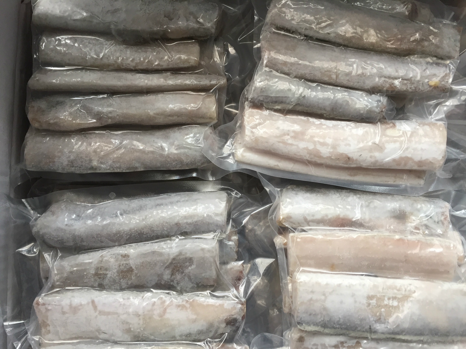 批发冷冻带鱼段专供超市市食堂超市