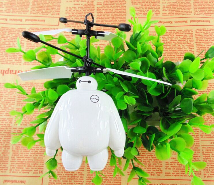 感应飞行器 大白自动升降飞机 飞天大白会飞的儿童玩具 节日礼物