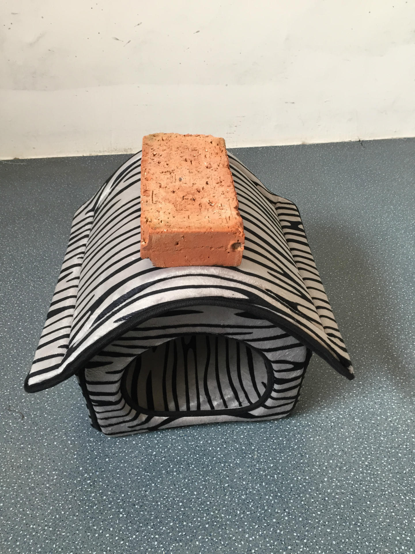 宠物用品 狗笼一件代发狗窝 高贵银色窝狗狗用品 宠物狗窝