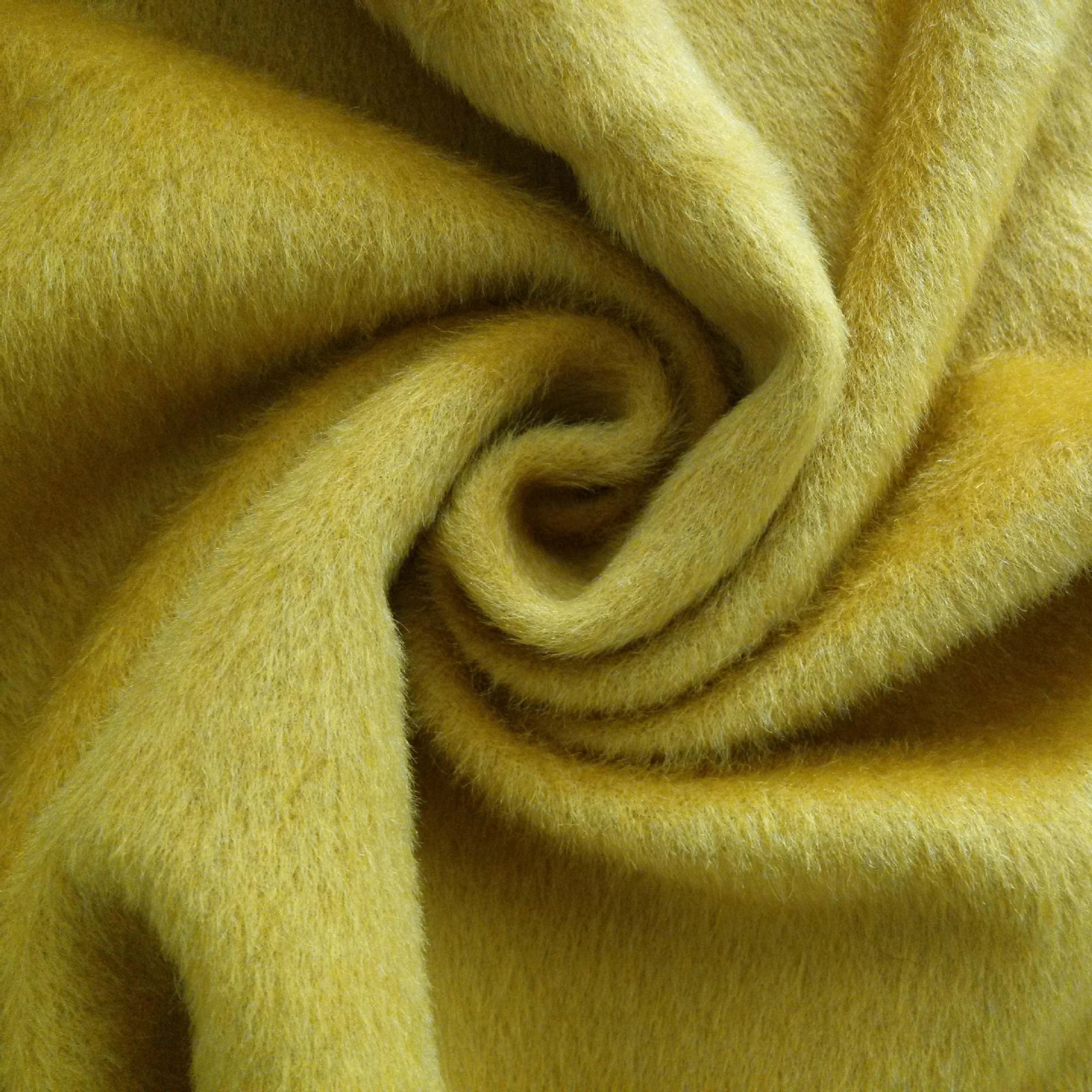 现货供应长毛苏丽羊绒面料 羊毛顺毛 阿尔巴克面料