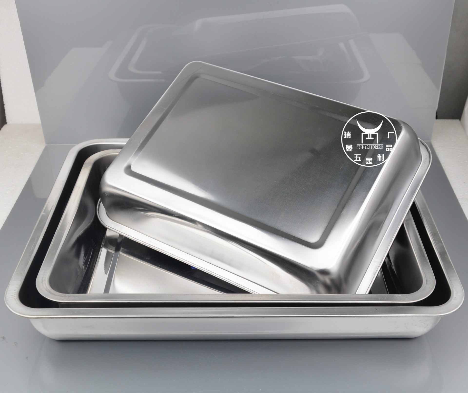大量生产不锈钢带磁方盘 加深10cm不锈钢烤鱼盘