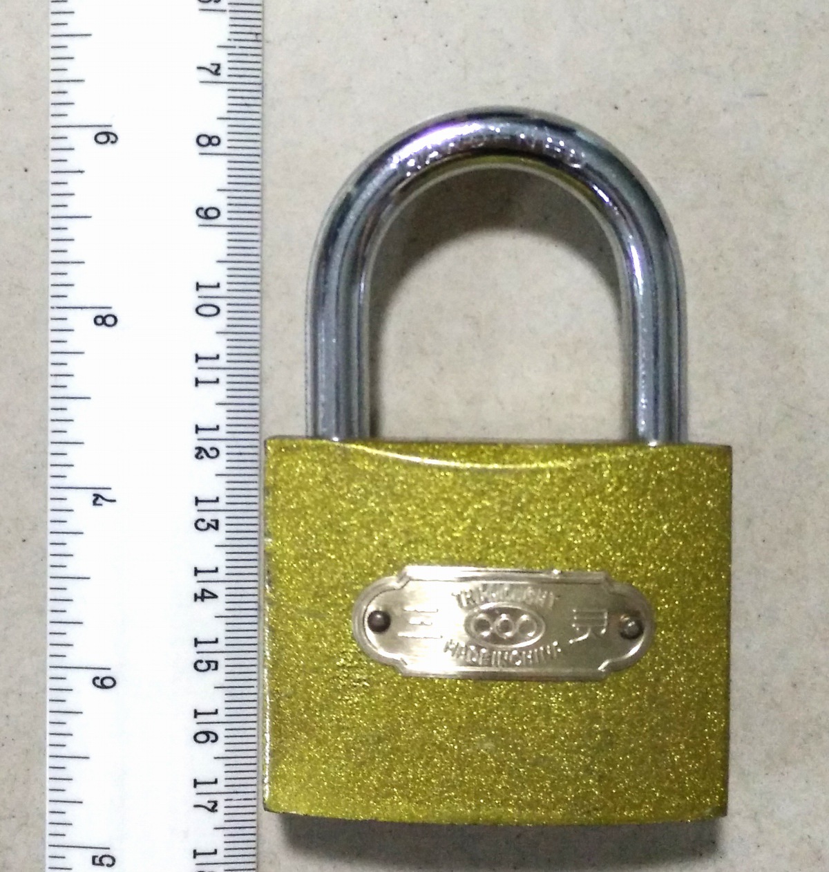 三灵锁头 32mm 38mm 50mm 63mm仿铜锁 挂锁 黄挂锁