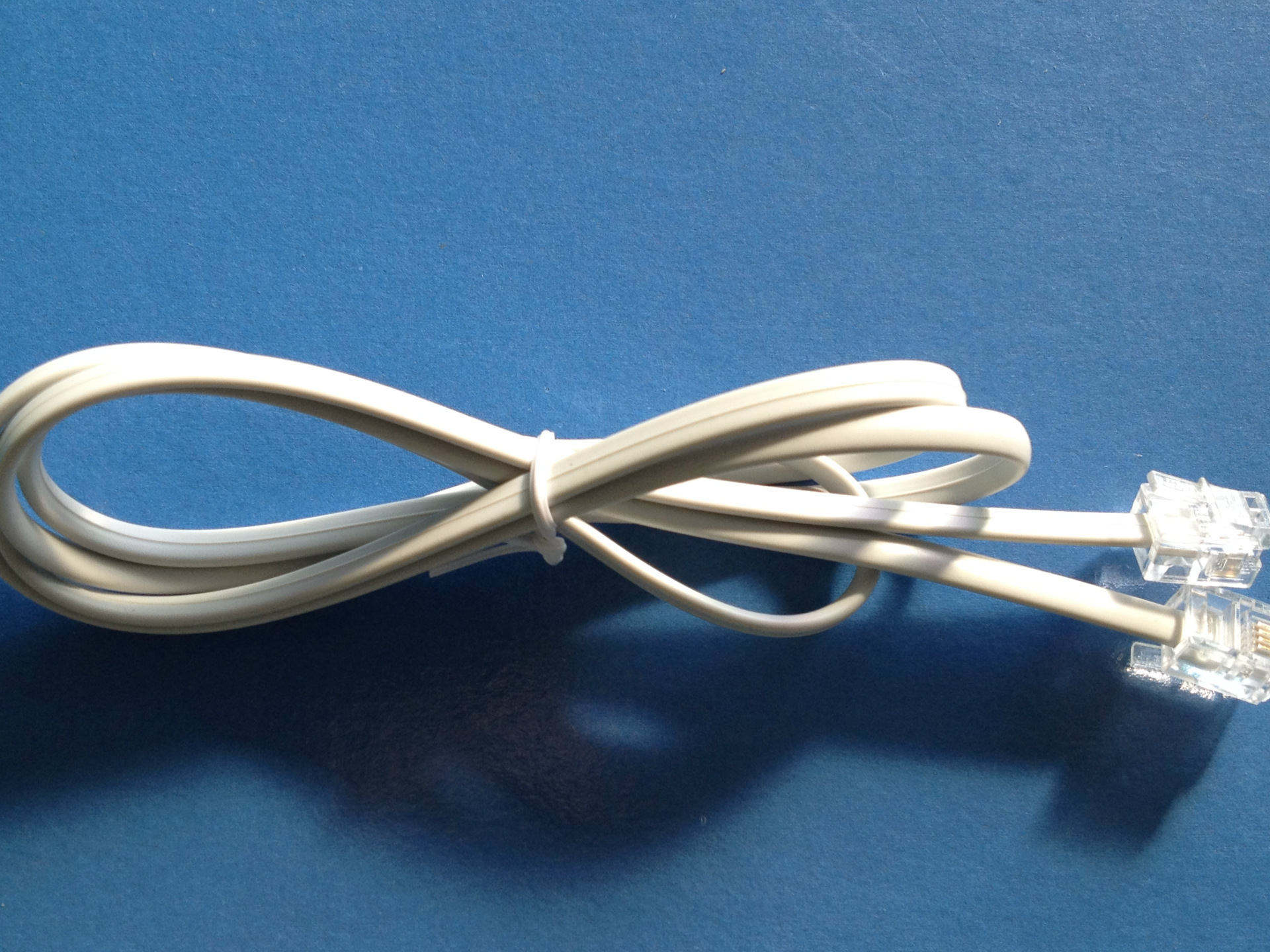 荐6p4c家用电话线 2米室内带水晶头语音跳线 白色2芯电话线