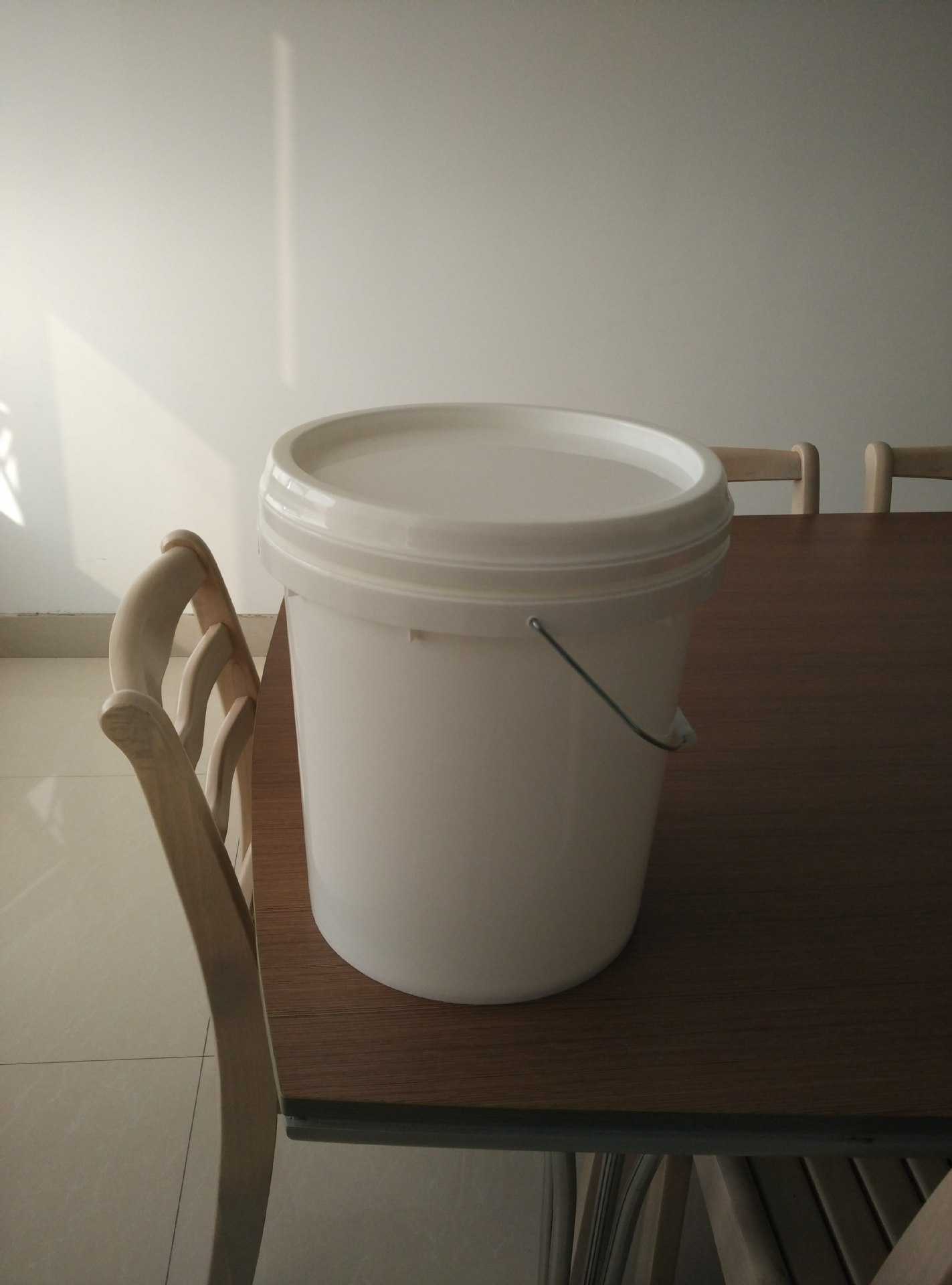 厂家专业生产16l16升塑料塑胶桶 化工涂料桶 胶水桶 包装桶