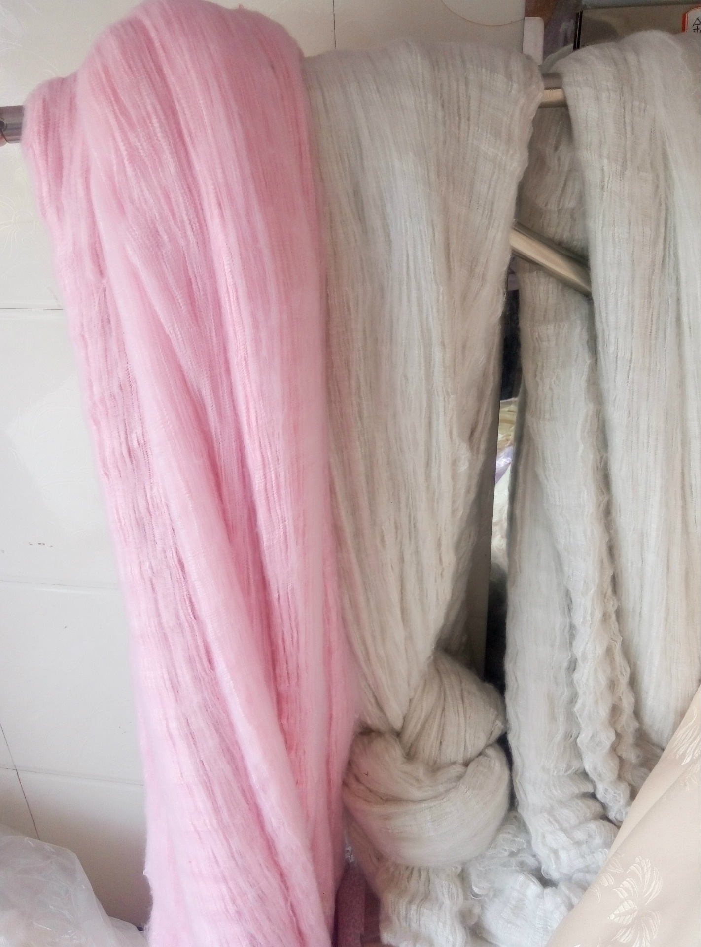 厂家直销云丝棉化纤长丝 绗缝机加工被子填充物