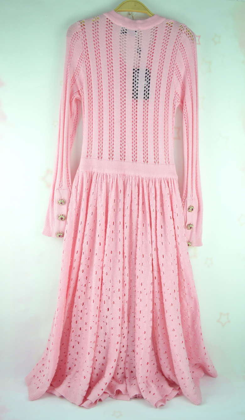 lulu 法式浪漫小香2015秋款甜美樱粉色宝石扣镂空针织连衣裙长裙