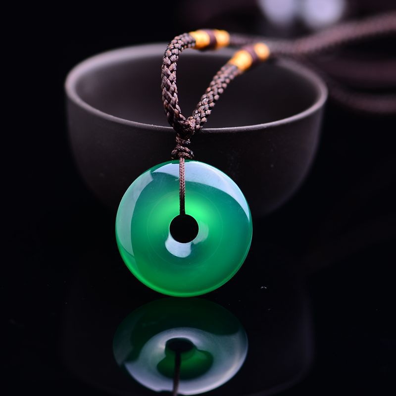 绿玛瑙平安扣吊坠 晶体通透水润复古绿玉髓挂坠 厂家批发