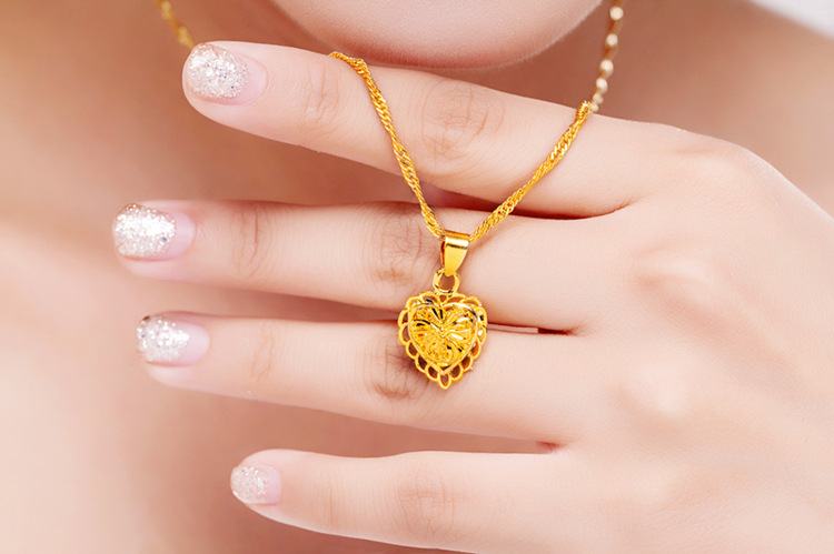 欧币打造镀金桃心黄金吊坠项链 24k镀金饰品 镂空车花项链.