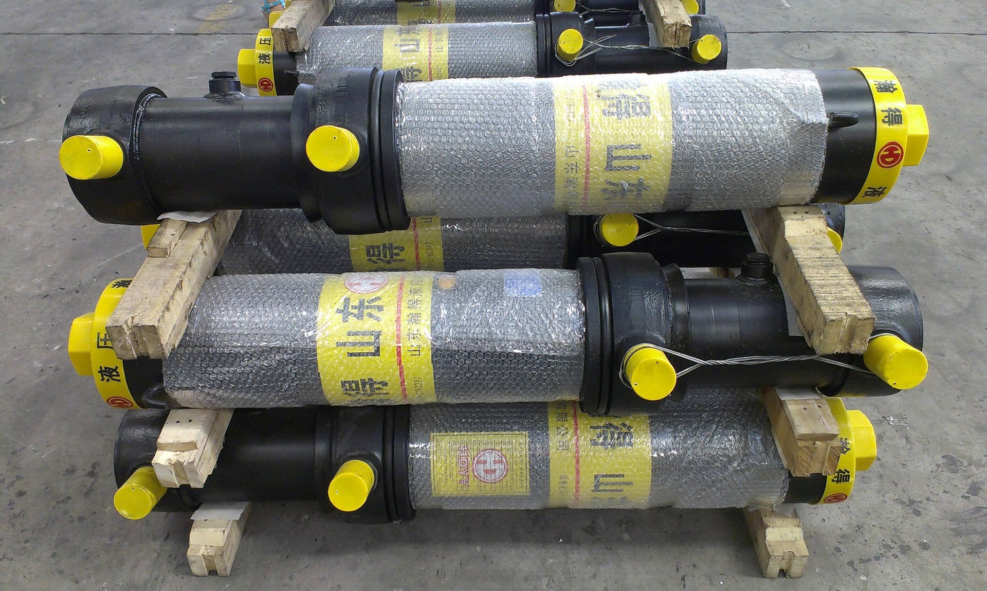 厂家直销 山东瀚得液压油缸 自卸车前顶缸 前置缸 4tg-180x5390