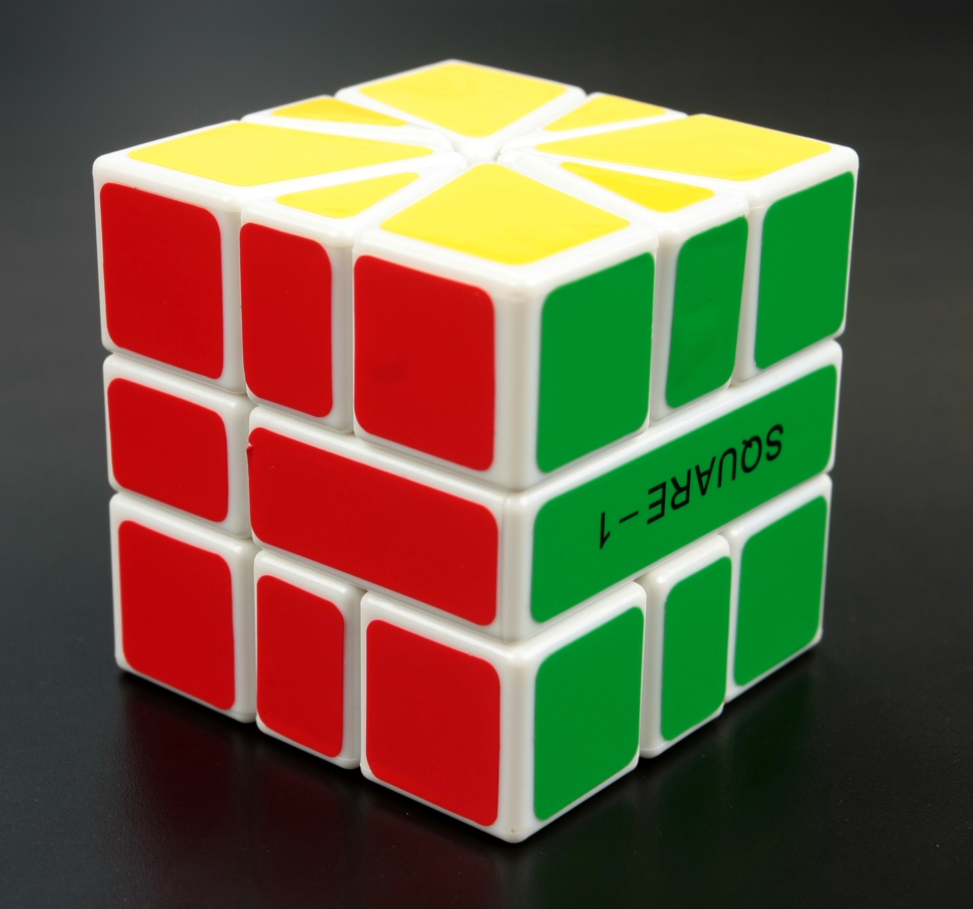 【魔方吧SQ1黑底】 魔方吧SQ1魔方 mf8 sq1