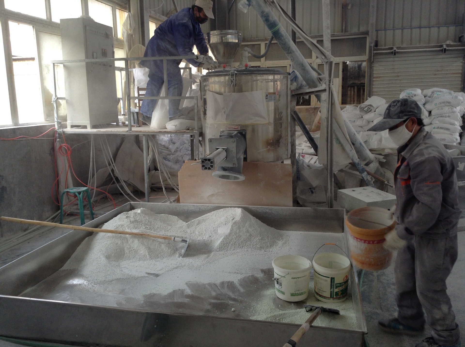 高品质通用功能性母料厂家直供吹膜塑料色母料防老化