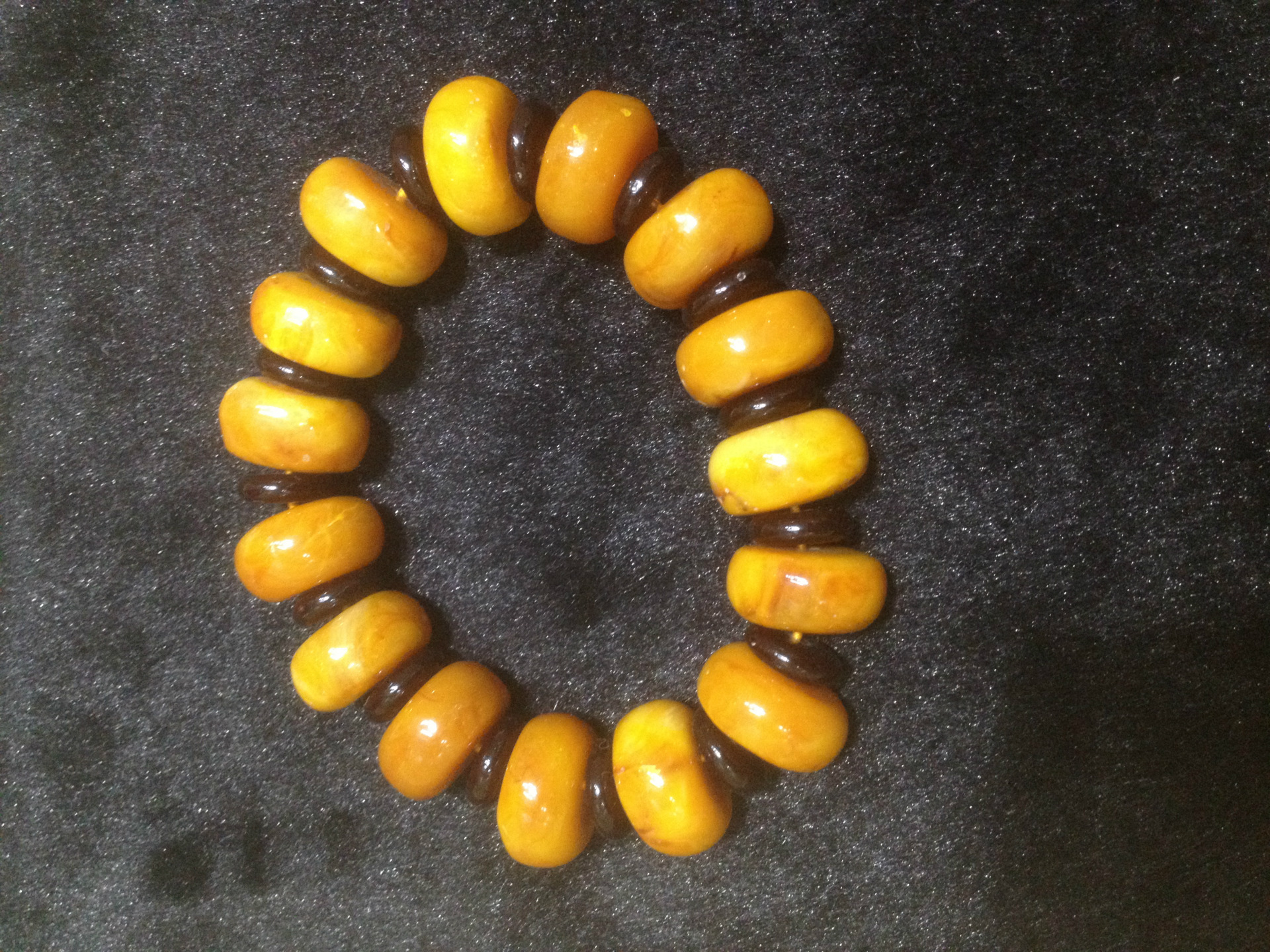 二代琥珀蜜蜡手链 鸡油黄算珠老蜜蜡手串厂家批发直销