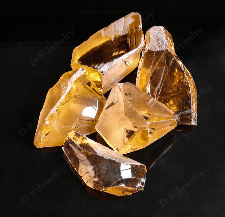 广西梧州 人造合成宝石 变色色锆石 原料 原石 厂家直销工艺品