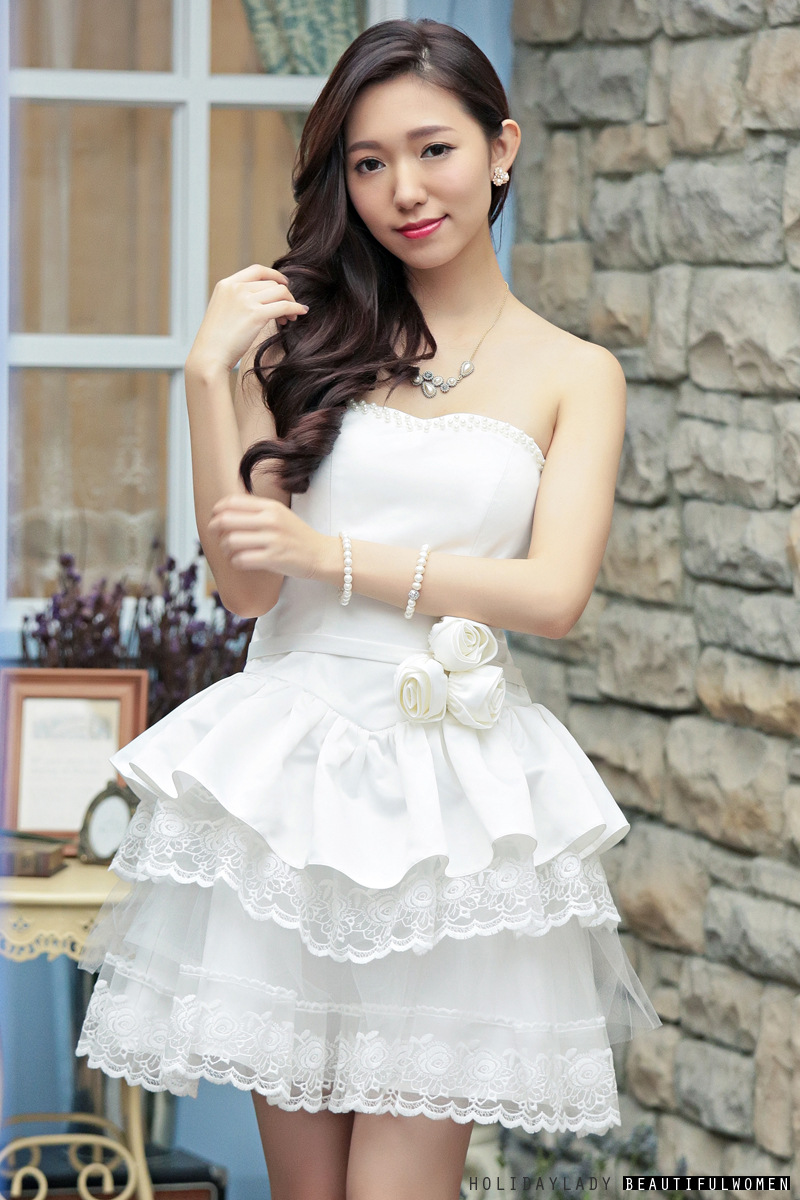 瑰花装饰抹胸裙钉珠蕾丝蓬蓬蛋糕裙m310