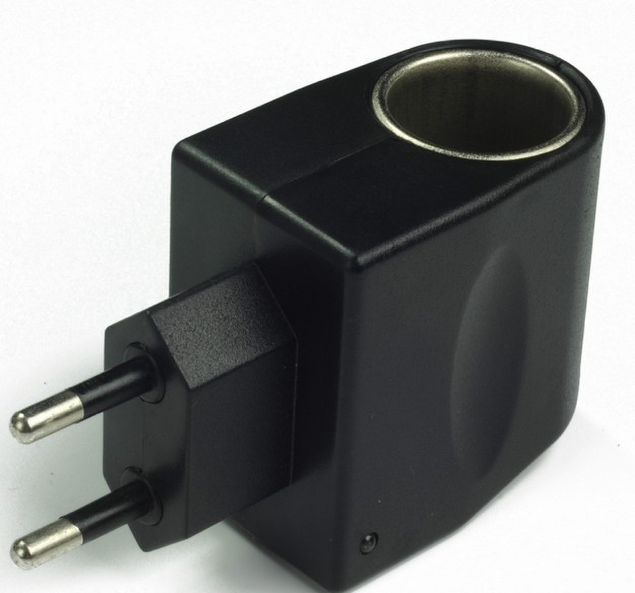 厂家直销家用点烟器 220v转12v欧规 i电烟器插车充