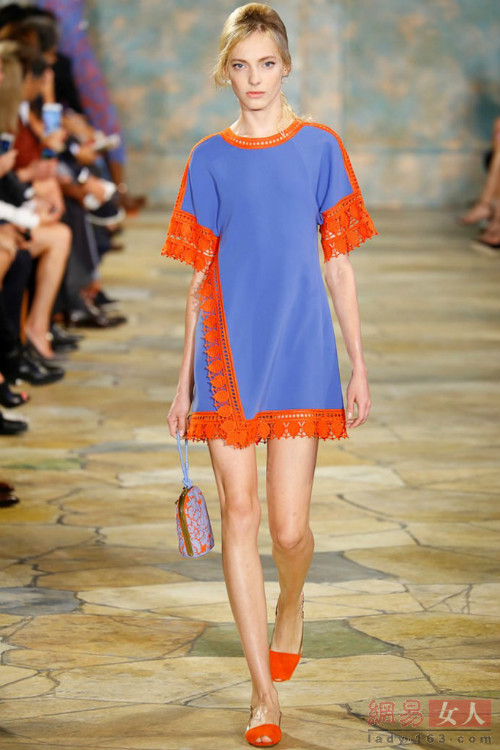 春夏新款走秀 水溶花拼色时尚欧美裙