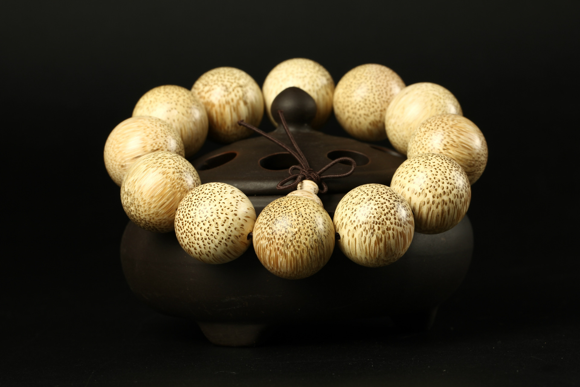 天然龙血金丝竹佛珠手串 纹龙鳞文玩饰品金丝竹手链手饰工艺品