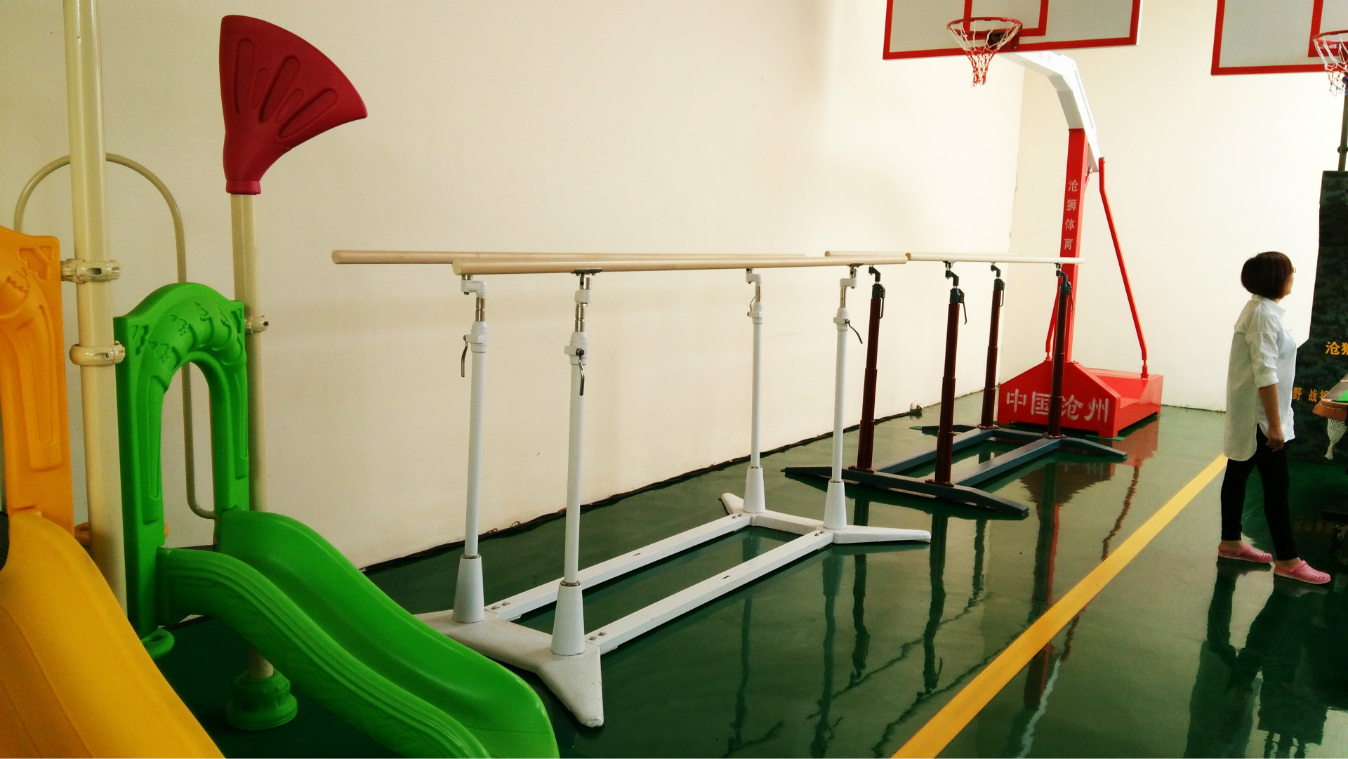 田径体操高级跳马 专业型比赛跳马 体操用品 鞍马 高档跳马 体育