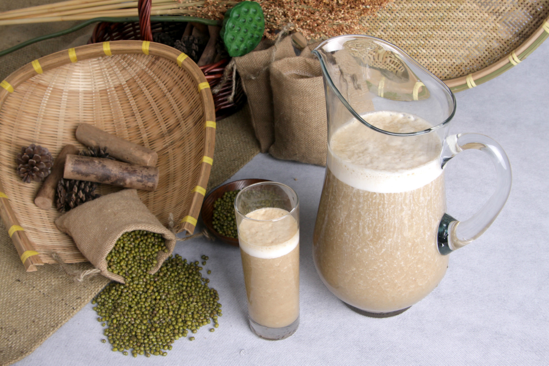 绿豆汁饮品粗粮饮料批发整箱装原料纯味道鲜去油腻礼盒包装美