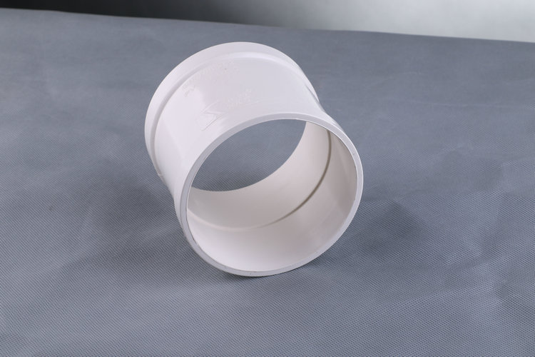 白色pvc线管国标直接直通加长排水pvc直接线管接头