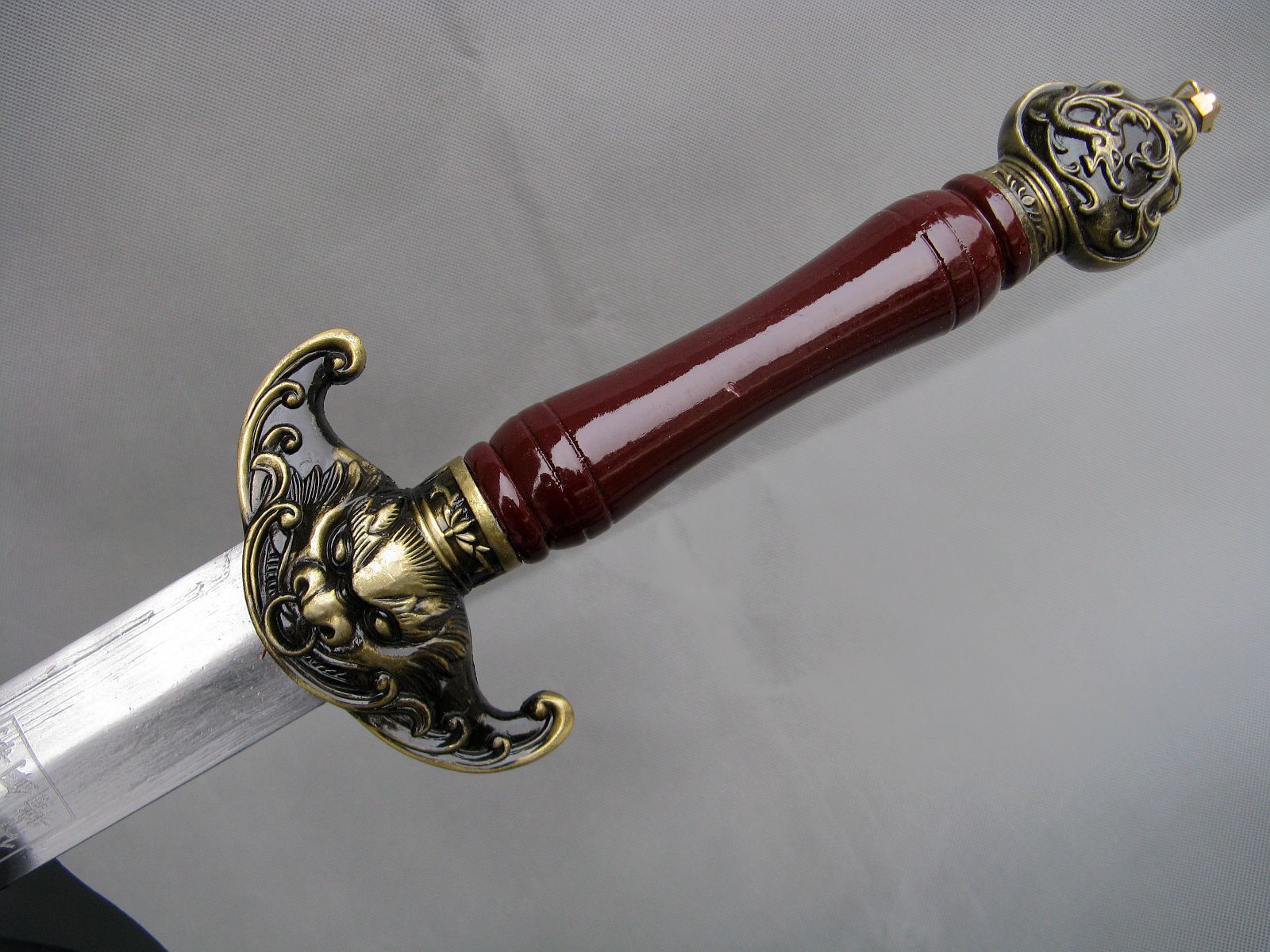 龙泉市刀宝剑 镇宅宝剑 大乾隆佩剑  未开刃