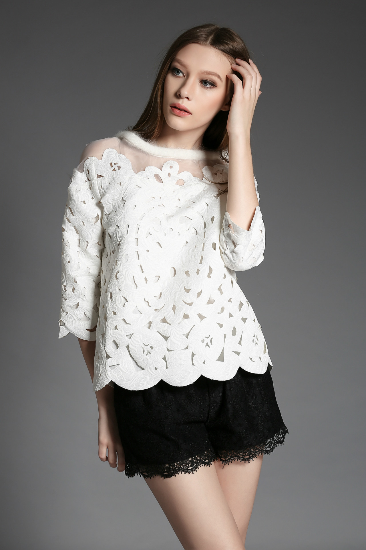 欧根纱上衣_2015春夏新款镂空拼接欧根纱气质上衣10010 - 阿里巴巴