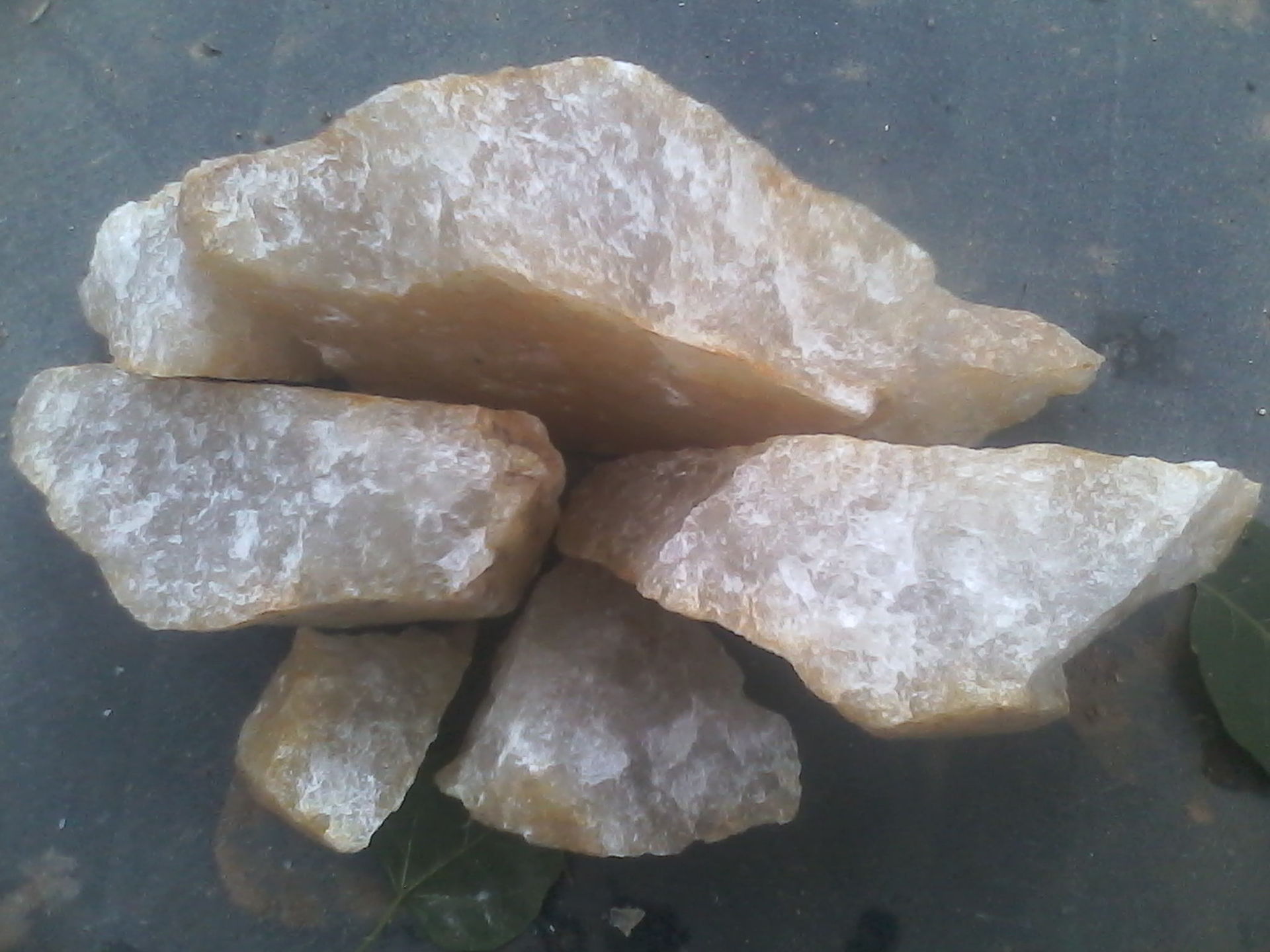 8石英砂粉石英石