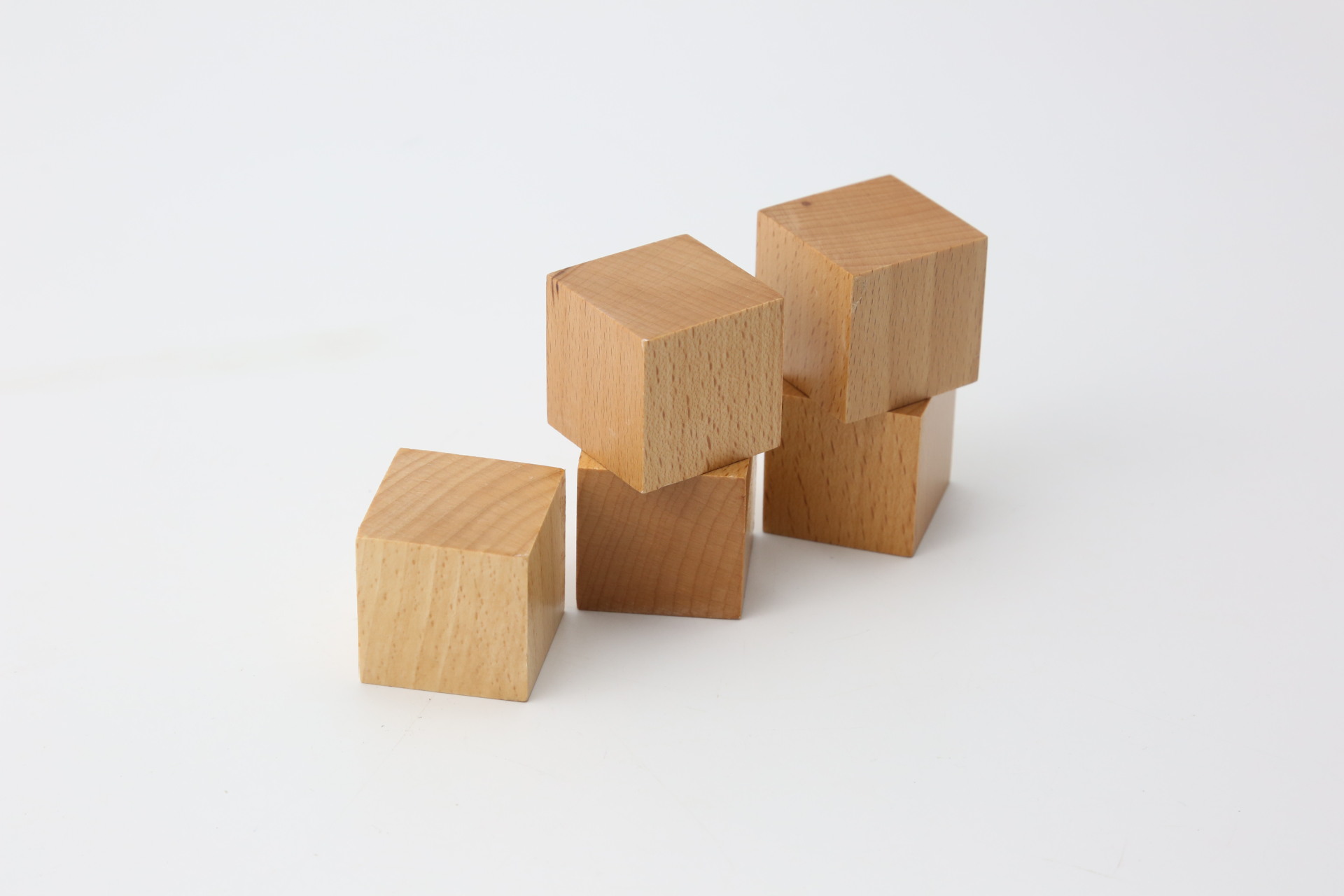 木质字母摆件榉木方块加工正方形木头定制方块底座橡胶木长方形方