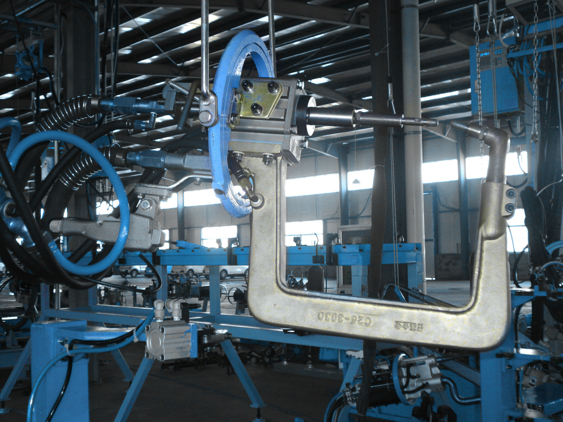 华晨焊割dn3-125型工频悬挂移动分体多功能气动点焊机