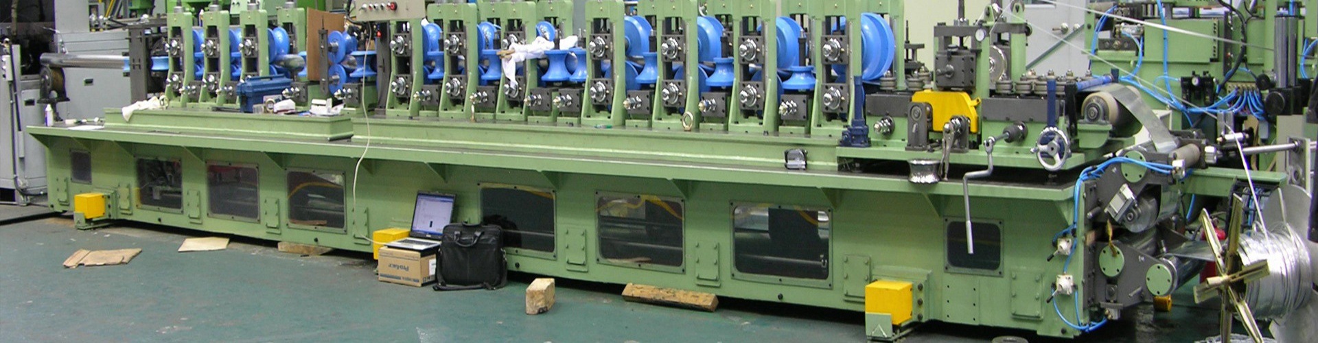 2437334366_1243507129