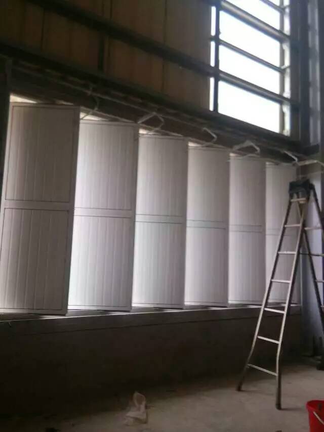 专业生产彩色涂层钢板门窗 彩钢立转窗 - 装潢批发交易网