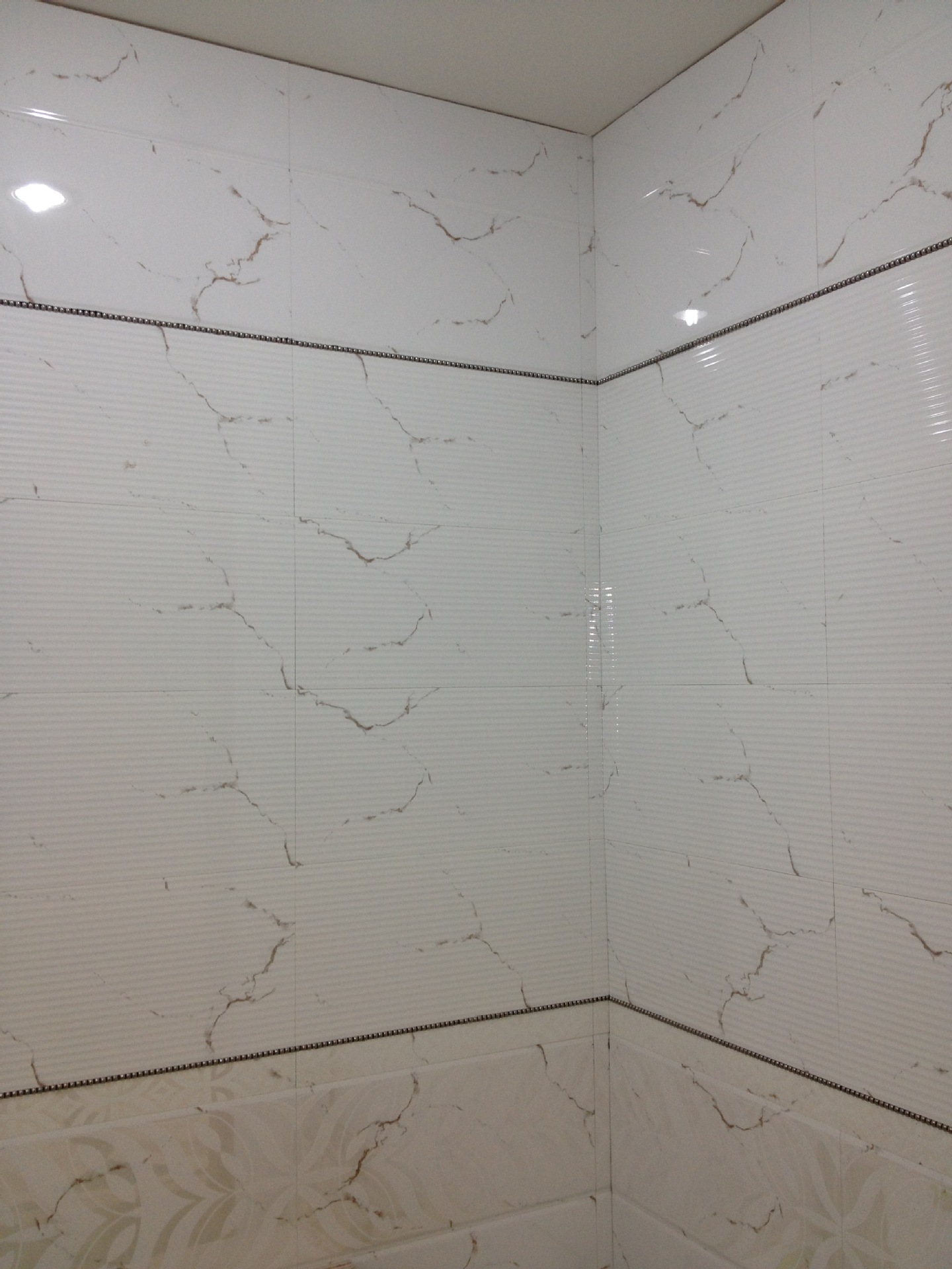 佛山厂家批发汇亚瓷砖300600墙砖5d喷墨工艺内墙釉面砖特爆价