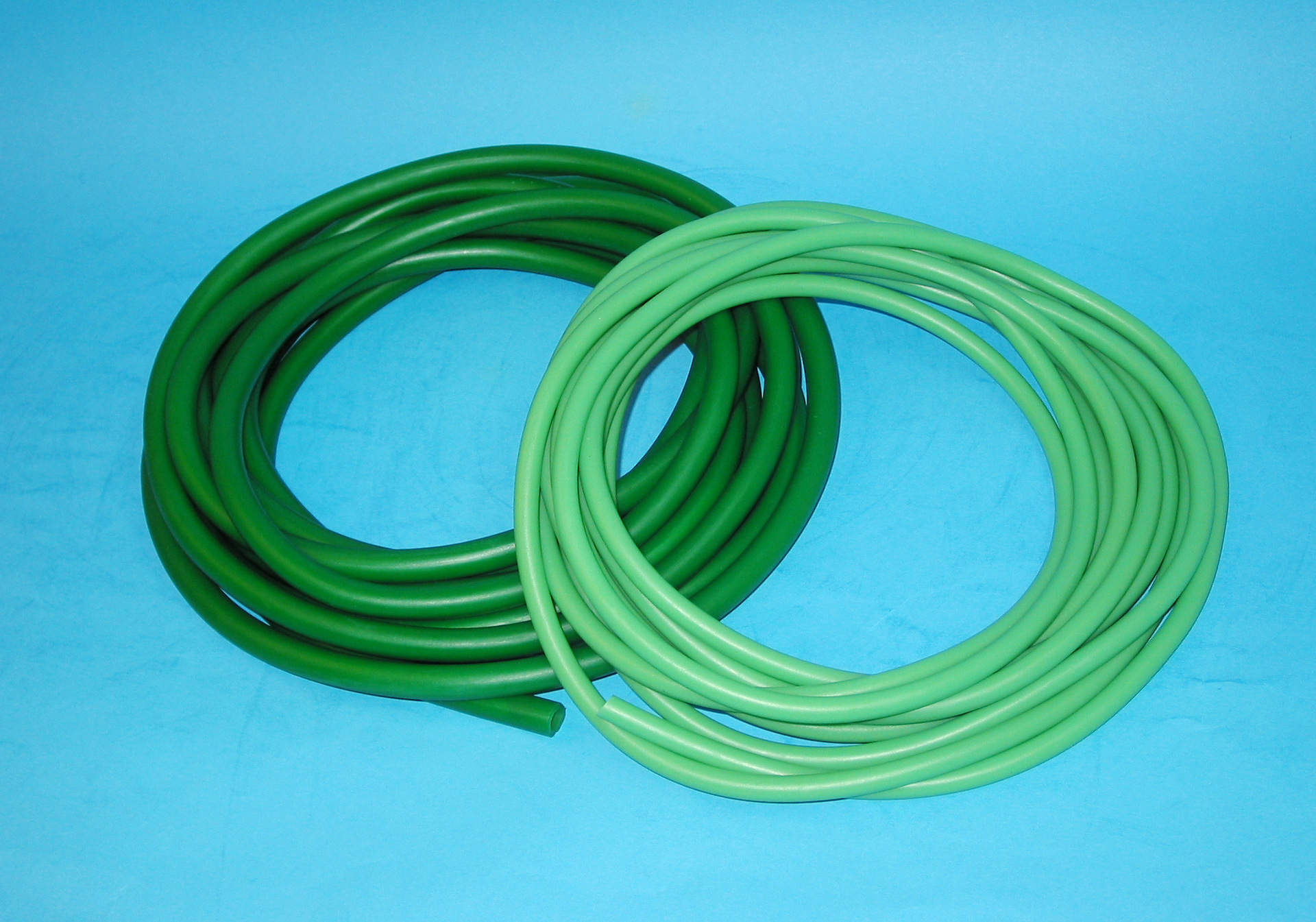 大量供应常用的黑色6x10高弹力乳胶管