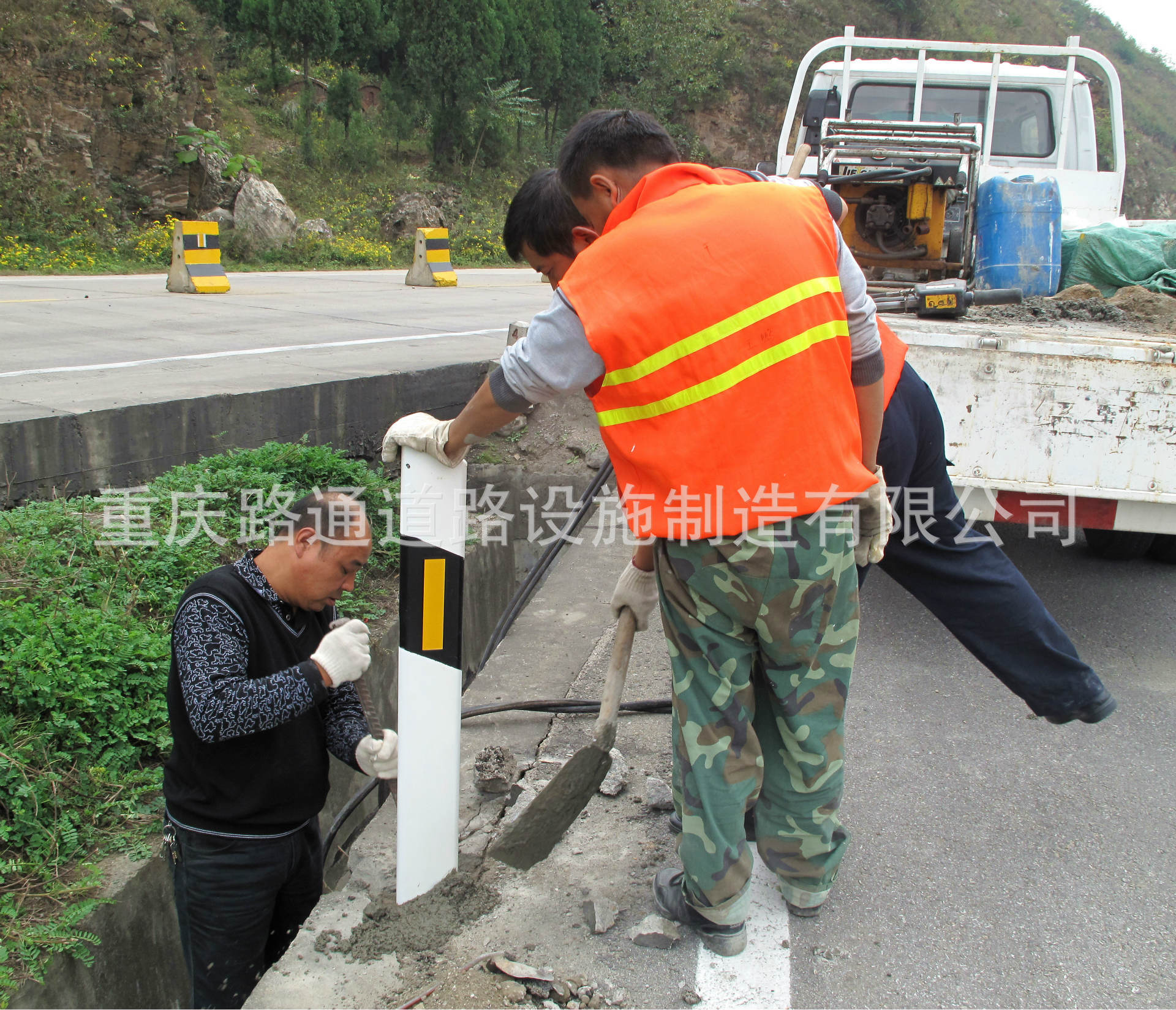 柱式轮廓标,防撞轮廓标,百米桩,批发