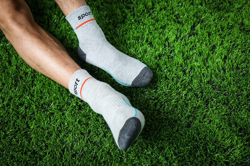 袜子男秋冬中筒男袜新款篮球运动袜棉男士冬季羽毛球袜批发