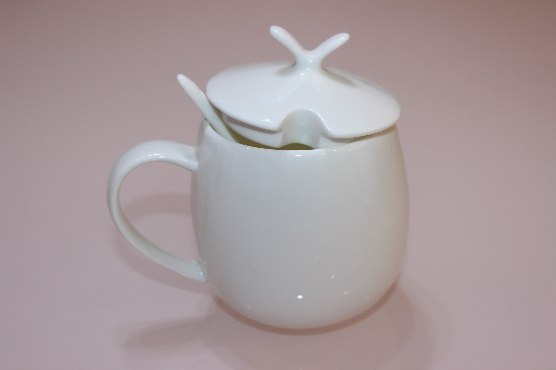 可爱卡通陶瓷马克杯唐山骨质瓷水杯地球杯腰鼓杯卡通带盖水杯