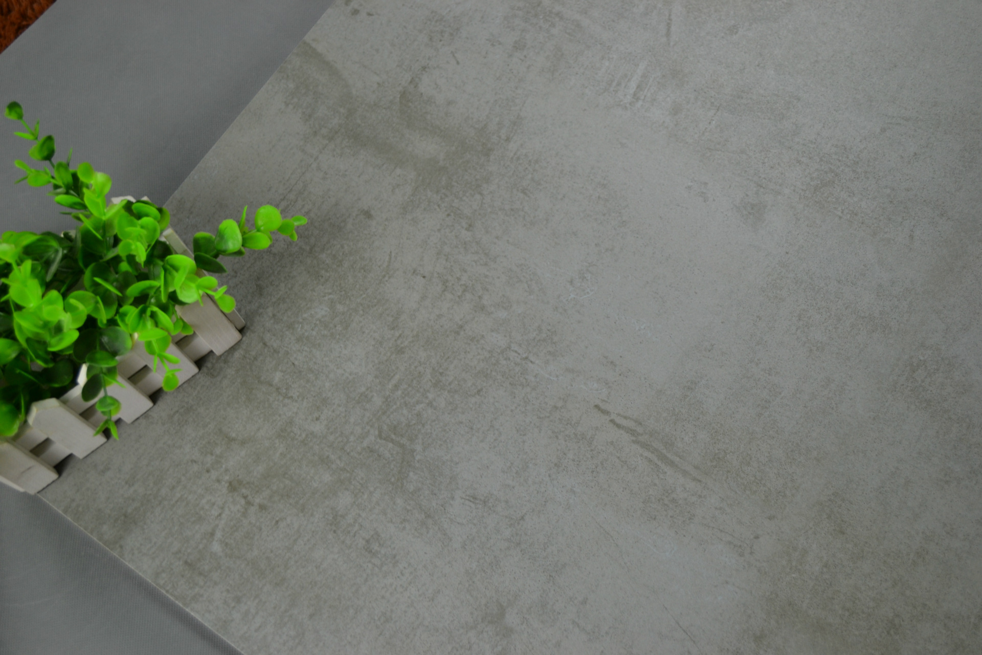 供应600x600仿古砖 地砖 酒店书房饭馆铺地水泥砖