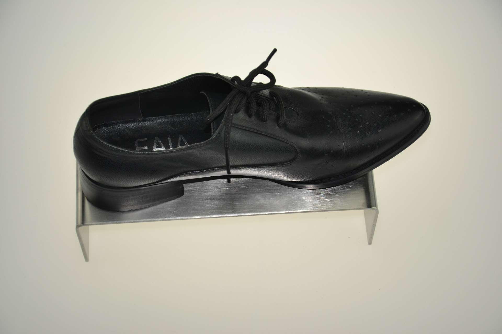 厂家供应 商场专柜鞋架托 不锈钢鞋托展示架 款式多样可定制