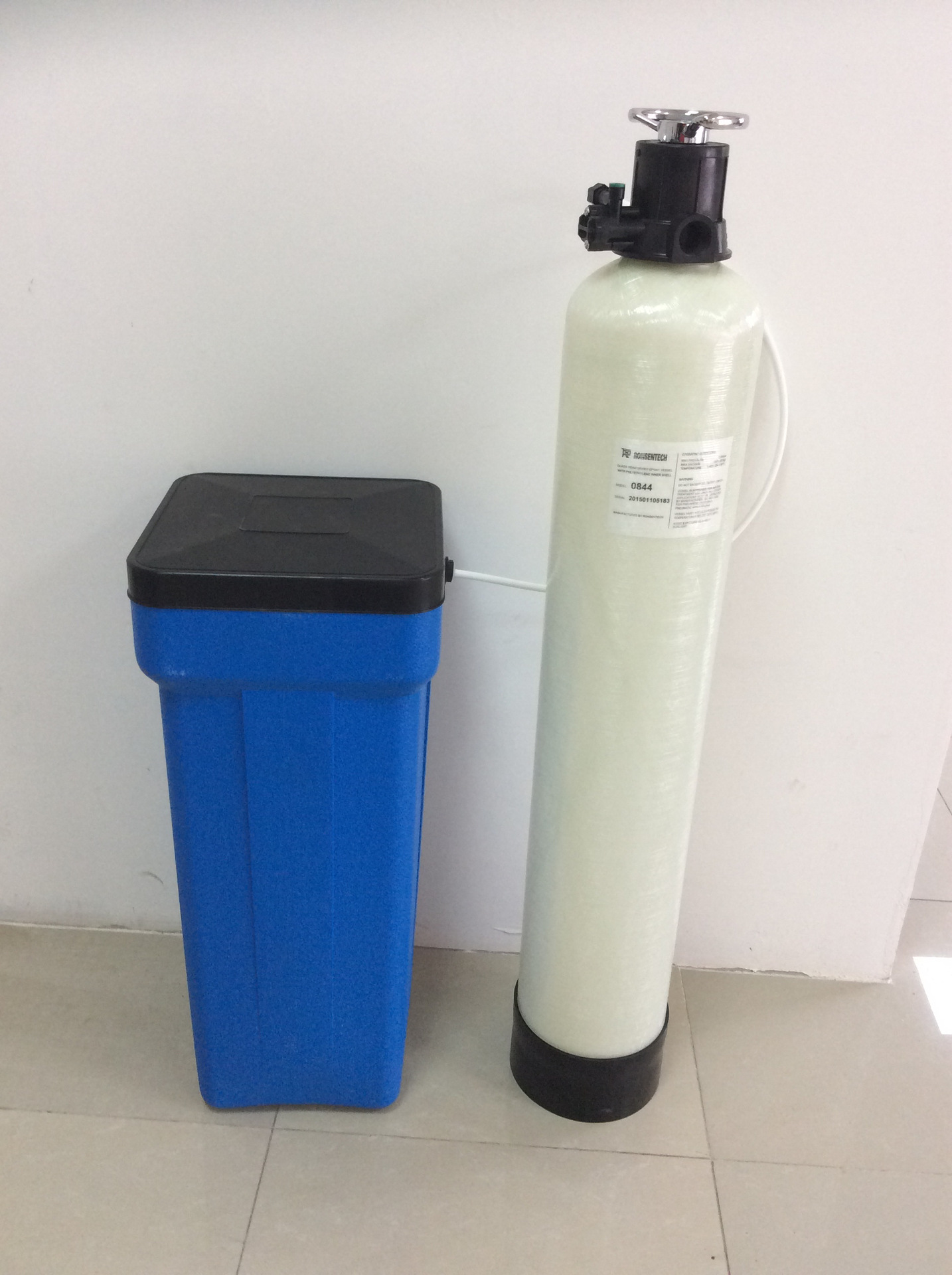 1吨软水设备装置手动 锅炉软化水机 全屋中央软水器 洗衣服软水机